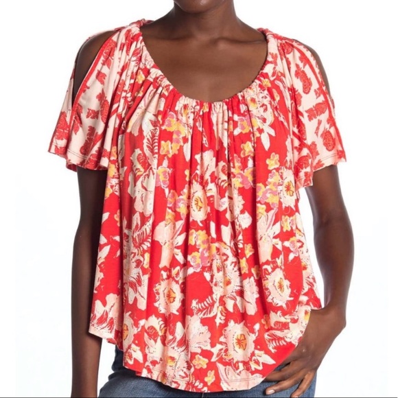 Free People Tops - 3/$15🍷Free People Red Floral Cold Shoulder Blouse